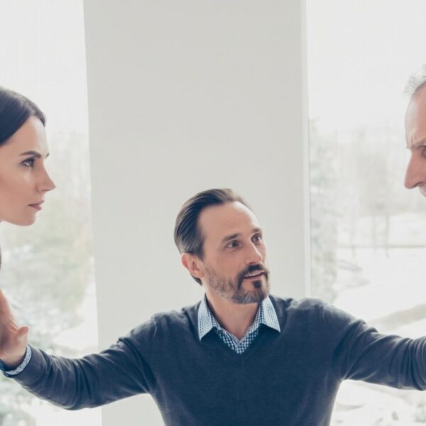 Médiation professionnelle face aux tensions au travail